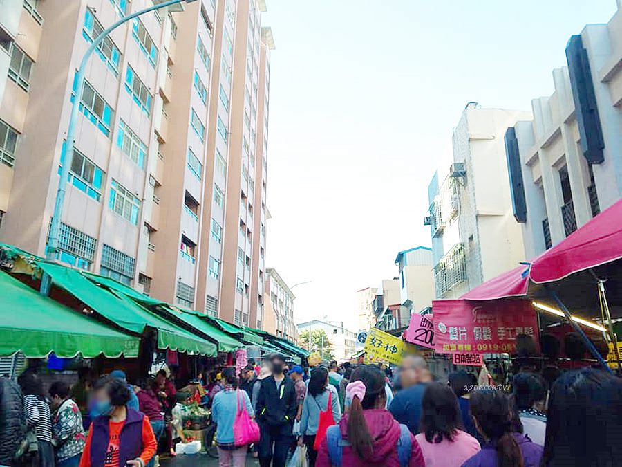 水湳市場花草店一盆只要15元桂花薄荷九層塔等多種香料盆栽松柏類 蘋果話日常